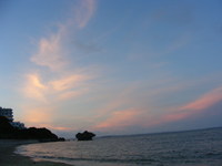 月の出、今日は十五夜満月をお見せします。　