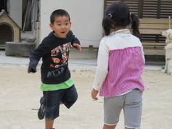 幼稚園の　Sケン