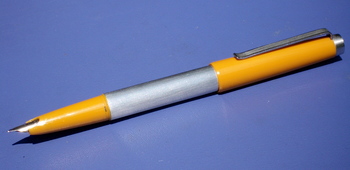 25 :LAMY