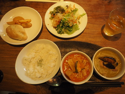小禄駅周辺 アジアンカフェ Chai Dee カレーバイキング エステspa ネイル くれえる沖縄 高級エステspaサロン合同ブログ