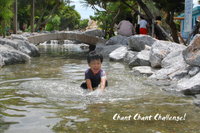 into the water! 2010/07/26 08:12:40