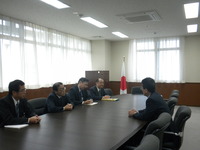 沖縄防衛局を訪問、真部局長と面談！ 2012/01/30 18:24:45
