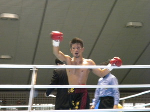 浦添市青少年育成チャリティー試合を応援観戦　（2011/11/6）