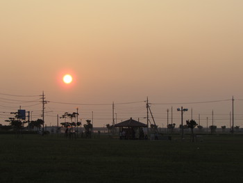 9月12日東浜公園にて朝日