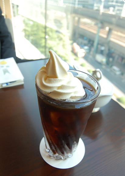 丸善カフェのコーヒーフロート