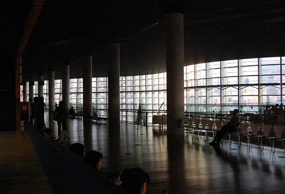 国立新美術館 THE NATIONAL ART CENTER, TOKYO