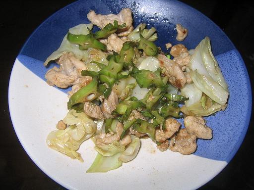 四角豆の炒めたの