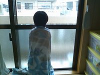 雨を見つける少女 2010/05/29 17:36:43
