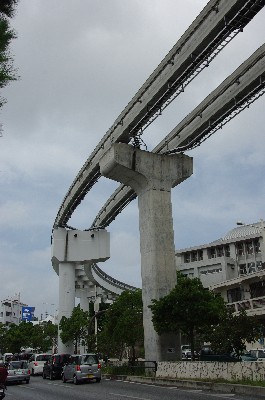 ゆいレール。