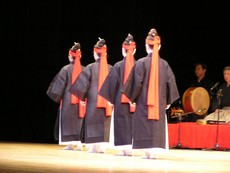 南の島々の踊り。