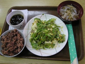 ゴーヤーチャンプルー。