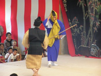 種子取祭＊狂言。