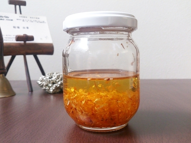 カレンデュラ浸出油の作り方　その２