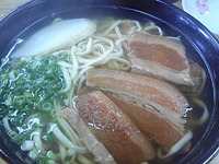 美味しい沖縄そば♪ 2011/05/26 02:23:23