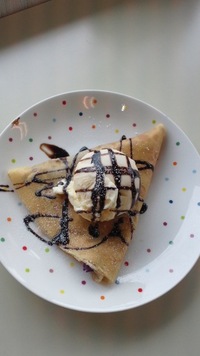 水玉のお皿クレープ♪―cafeクレーポ― 2011/08/15 12:32:59