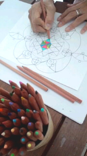 鉛筆で描く