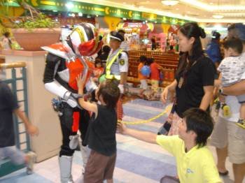 沖縄　具志川ジャスコ　仮面ライダー　電王