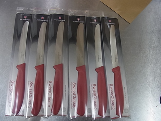 ビクトリノックスのナイフ入荷しました！