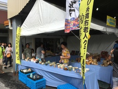 糸満の味を求めて大賑わいの糸満フェア＼(^▽^)/