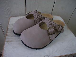靴　入荷
