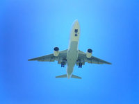 那覇空港となり島 2005/09/12 22:12:24