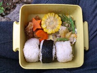 仏教と公園と弁当