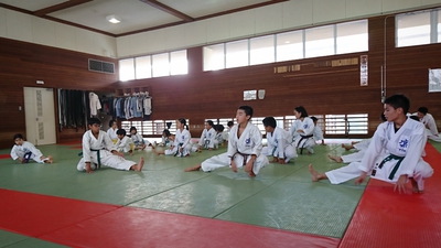 合同強化練習 拳優会さんの胸を借りました O 空手道凜道場 公式ホームページ