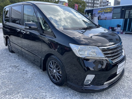 沖縄 現状 格安 アウトレット販売 自社提携ローン完備 中古車販売店 くるまやkeytail のブログです 日産セレナ 商談中となりました