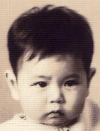 誰似？