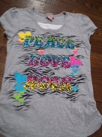 Ｔシャツ女の子♪ 2012/05/07 20:47:43