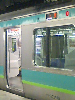 本日の上野行き最終で～す！