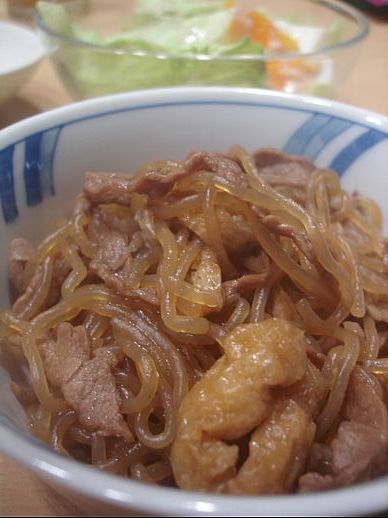 すき焼き風糸こんにゃく煮込み