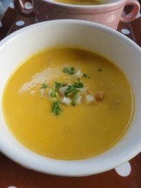 人参のポタージュとパン★日曜日の朝ご飯 2012/03/25 20:40:43
