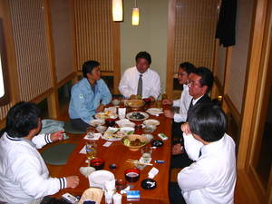 只今、商談中！東京よりメーカー来沖。