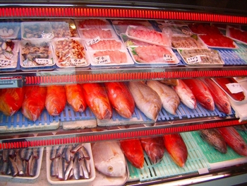 本部の儀間鮮魚店！