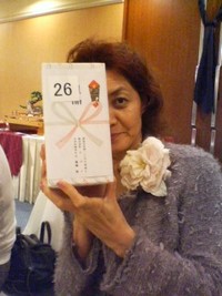 景品の中身は・・・(^_^;) 2009/12/17 22:53:23
