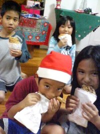 〔モスチキン〕食べて笑顔でパシャ(*^^*) 2009/12/26 20:47:43