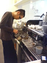 珈琲職人の技！友人の名前入れてもらったよ♪ 2009/12/29 16:26:32