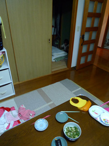 こっそり隠れて
