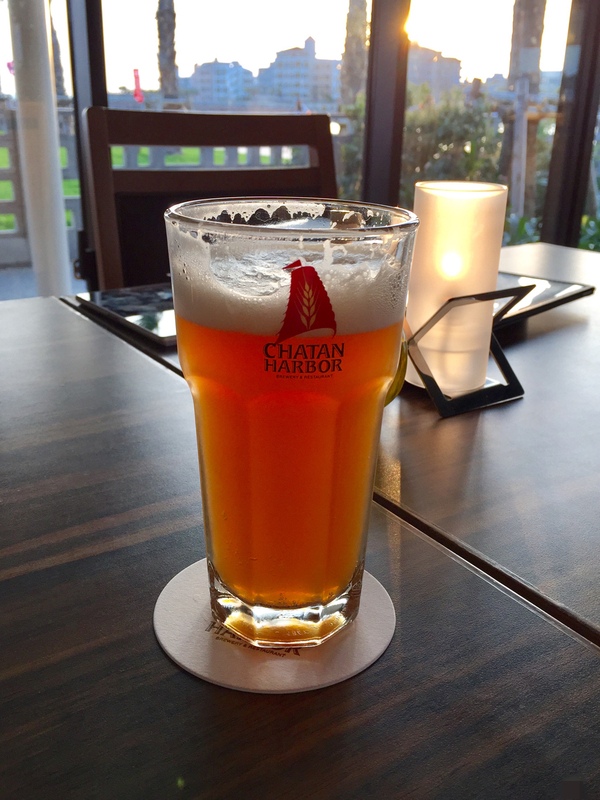 北谷の夕陽とビールと