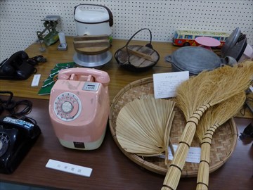 豊見城市歴史民俗資料展示室で、見る触る豊見城
