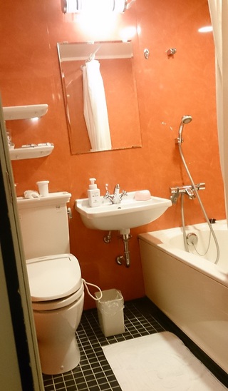 「水回りリフォーム沖縄タカラ住設」ホテルの浴室がオシャレ♬