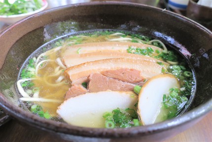すーまぬめぇ / 沖縄そばの名店
