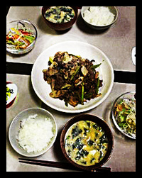 牛肉とキノコのヘルシー胡麻だれ炒め