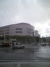 雨宿り 2006/07/27 16:47:29