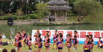 識名園エイサー。