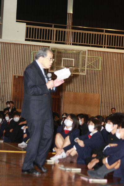 命の大切さ・・・熱く語る日野原理事長　