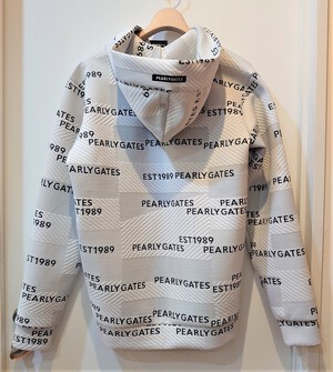 PEARLY GATES パッチワークパフブリスター ロゴ柄パーカー PEARLY GATES 沖縄:☆PEARLYGATES PG柄パーカー（メンズ）☆