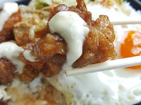 沖縄弁当！うるま市喜屋武にある「ひまわり弁当」仕事で通った道沿いで見つけた安くてうまい鶏からあげ弁当を食べる