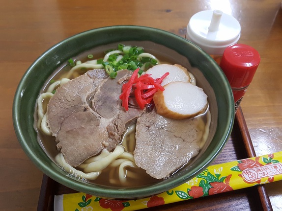 甘味処 窓 沖縄そば